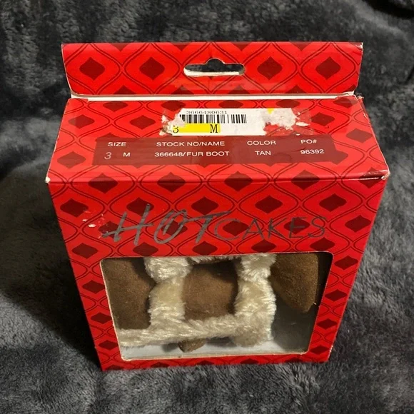 Cozy Brown Kids Boots Size 3 - Picture 6 of 8